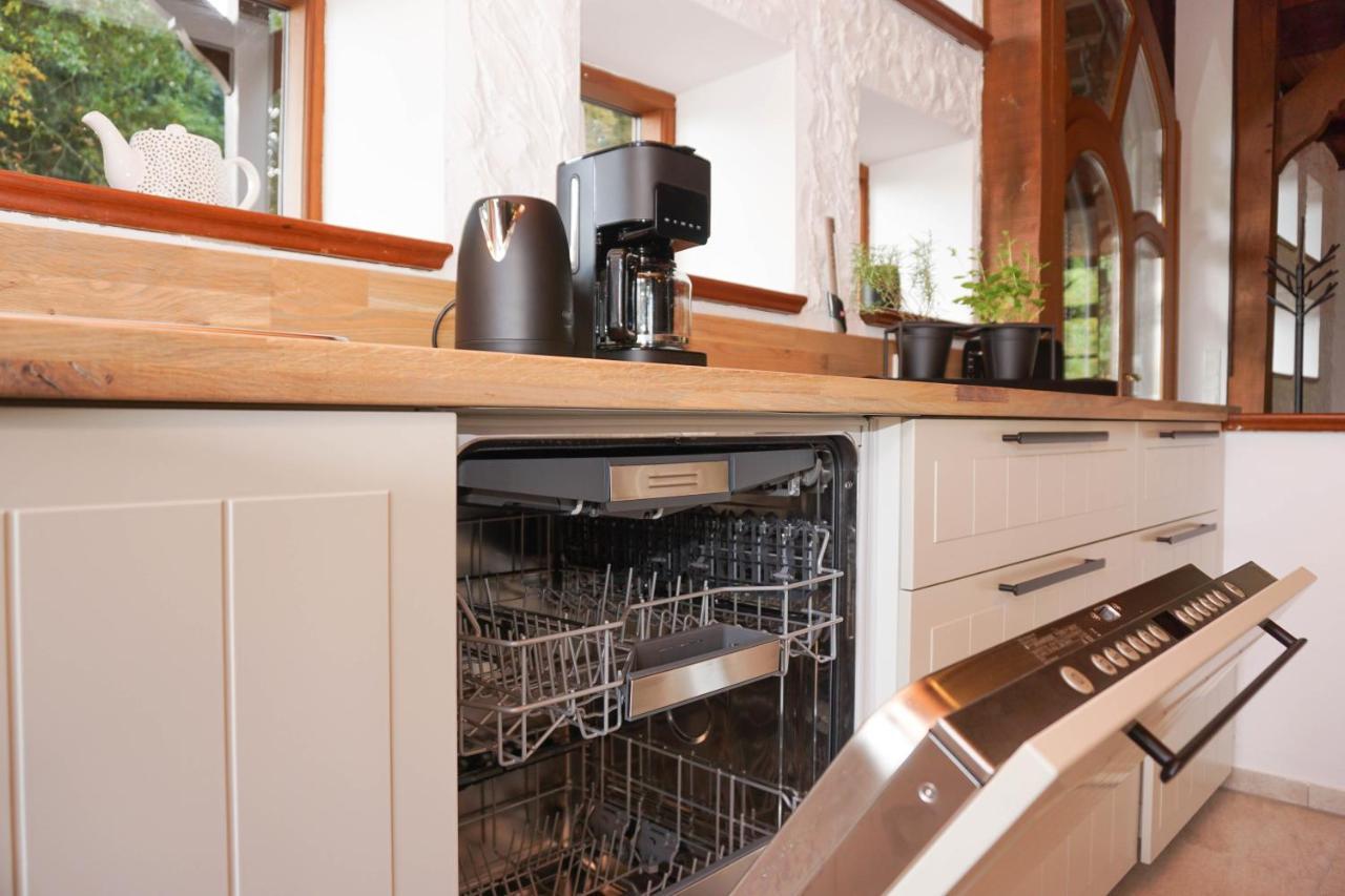 Ruhe Unter Reet-Haus Mit Sauna, Whirlpool Und Kamin Gnarrenburg Kültér fotó