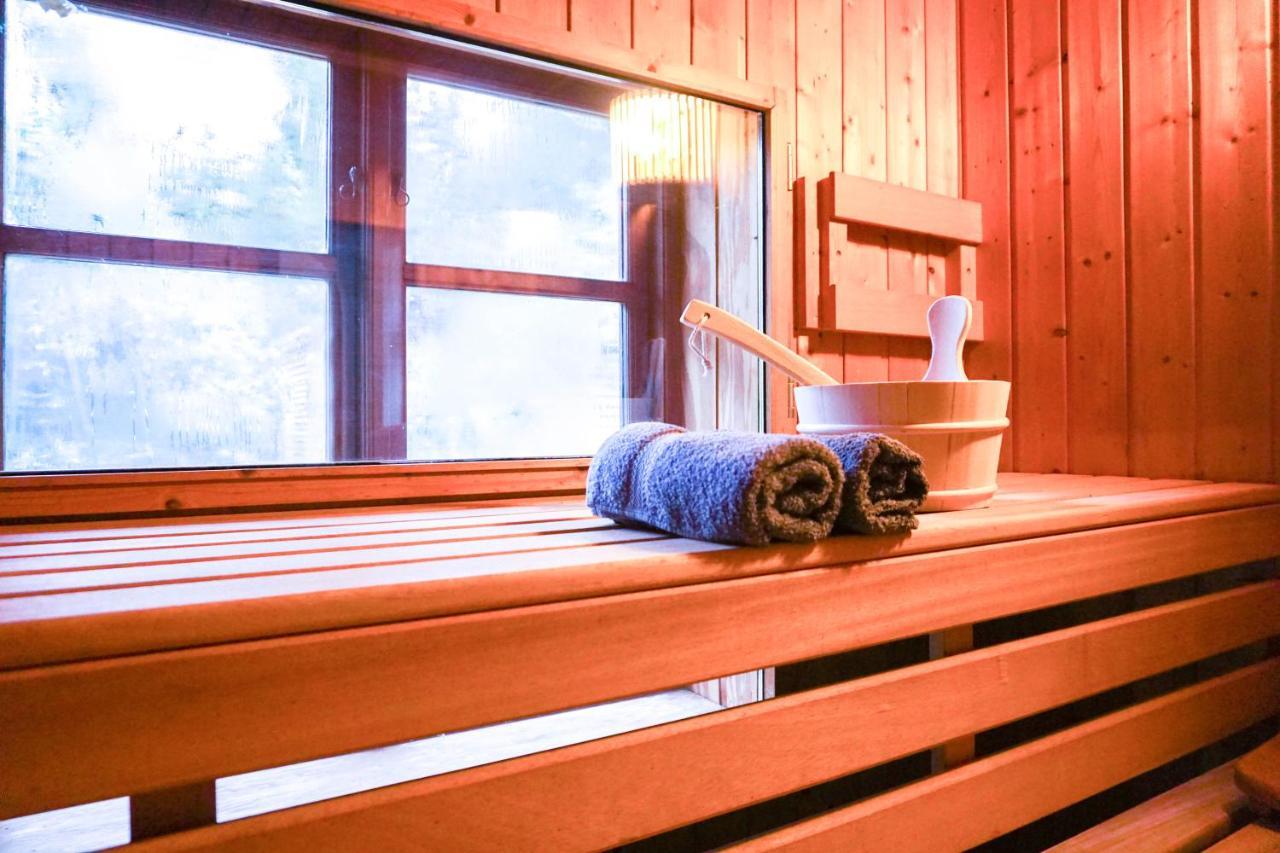 Ruhe Unter Reet-Haus Mit Sauna, Whirlpool Und Kamin Gnarrenburg Kültér fotó